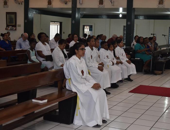 61-015a-10122017-46-A3-Samen bidden om roepingen