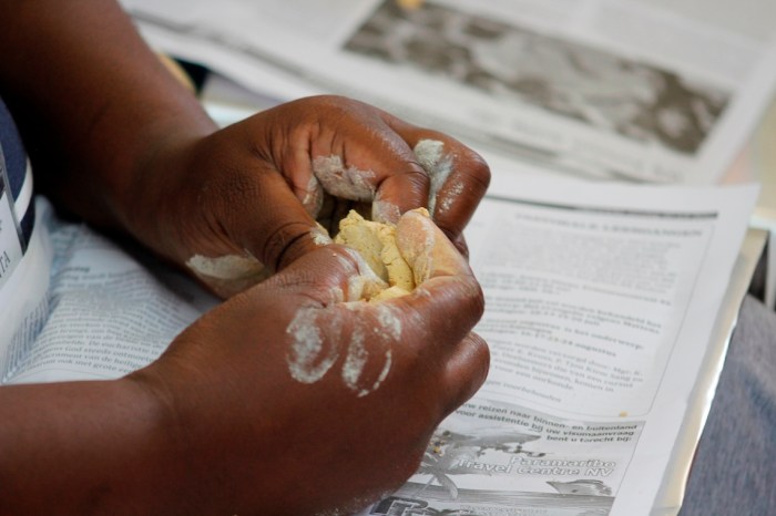 A3-Kneed mij Heer-afb2-20-2005